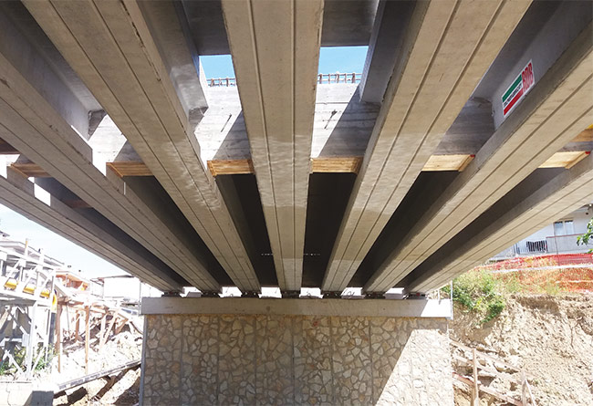 Strade, autostrade, ponti, viadotti, ferrovie, metropolitane